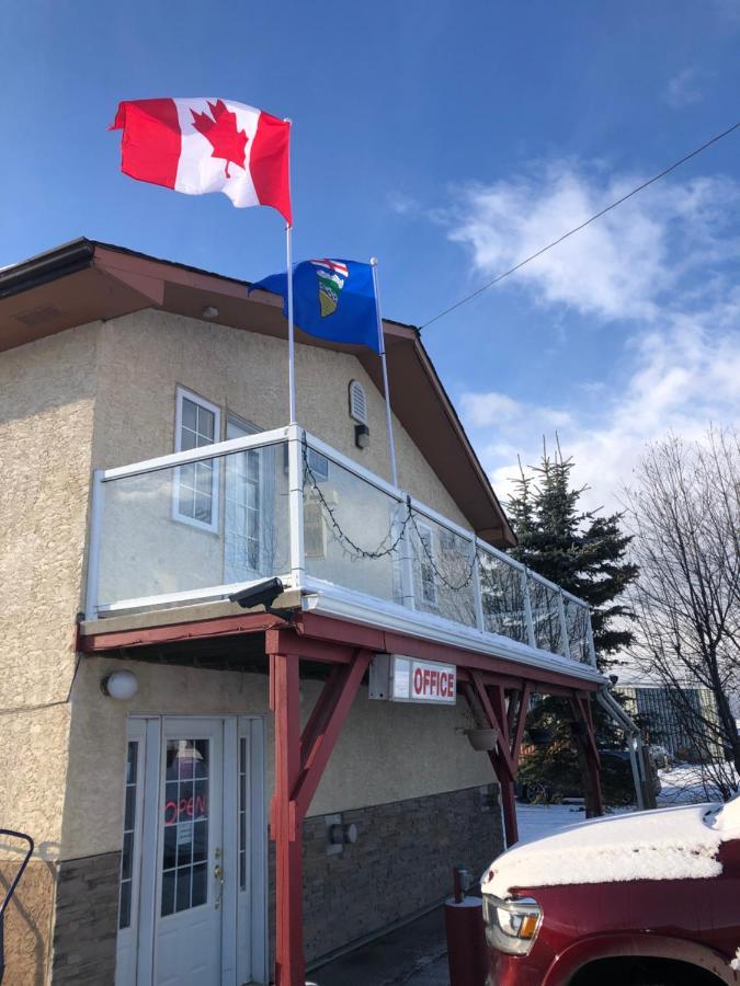 Alpine Motel Rocky Mountain House Exterior foto