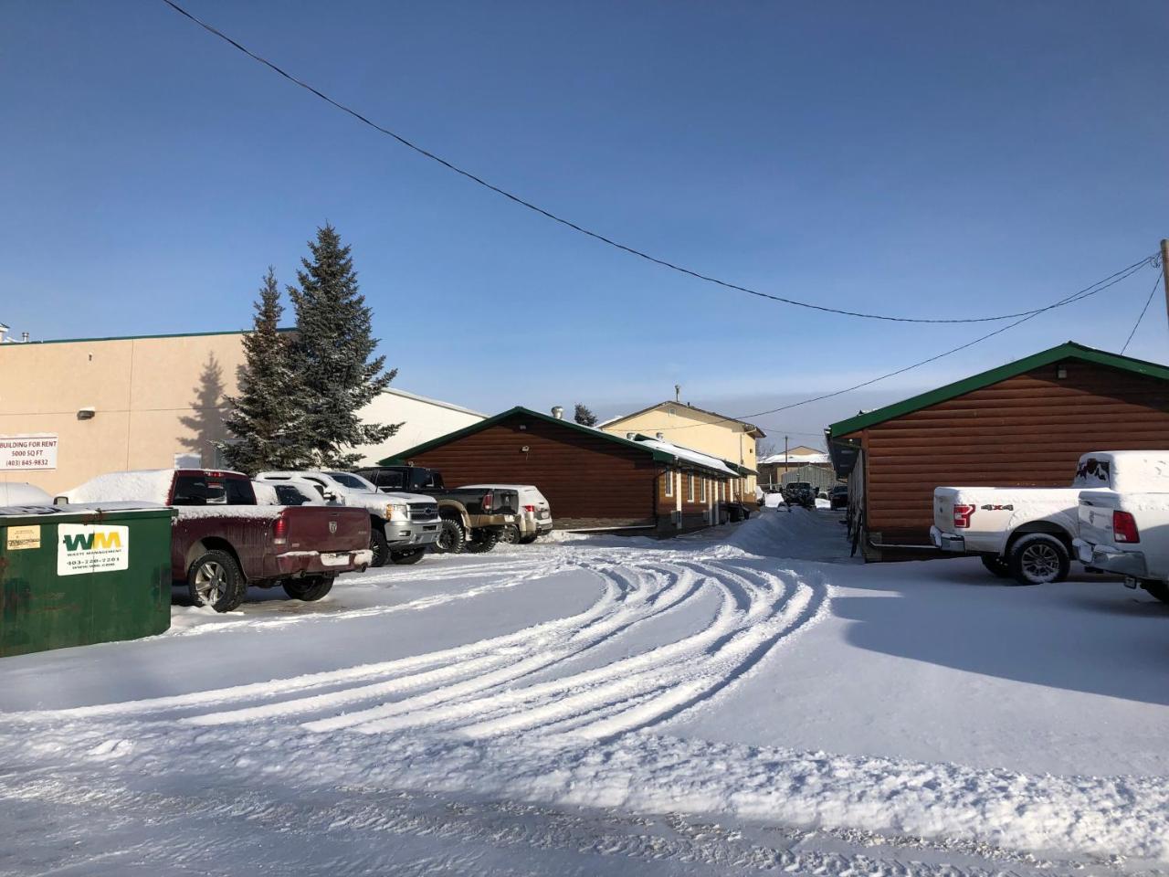 Alpine Motel Rocky Mountain House Exterior foto